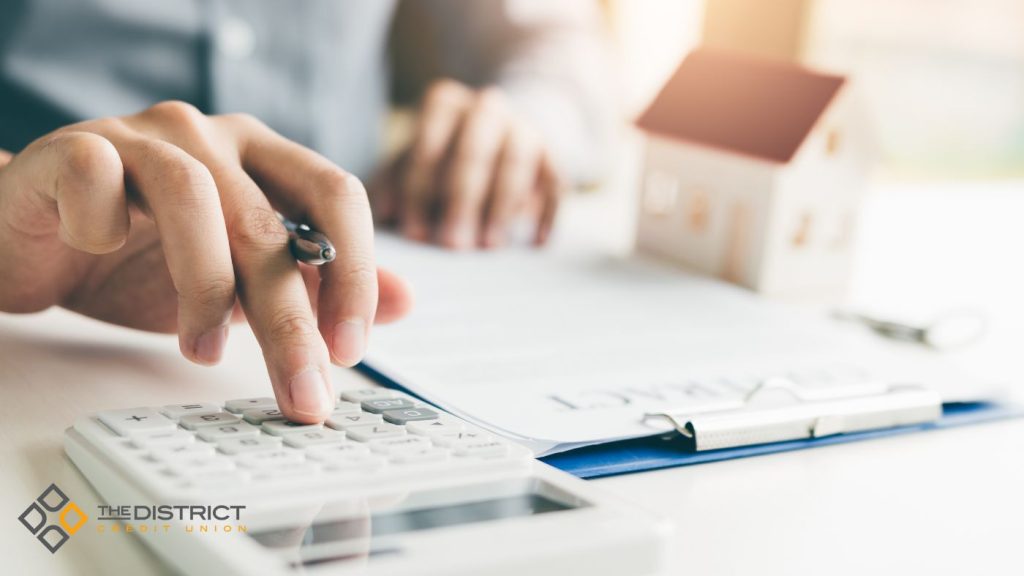 How to calculate monthly payment on a loan using a loan calculator