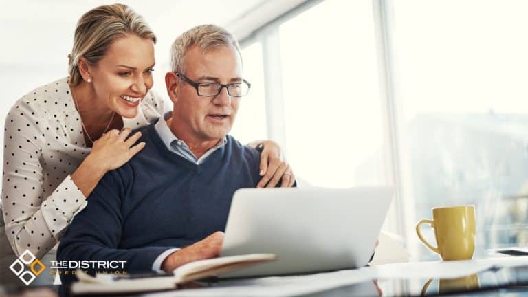 Roth or Traditional IRA – Which one is best for beginners