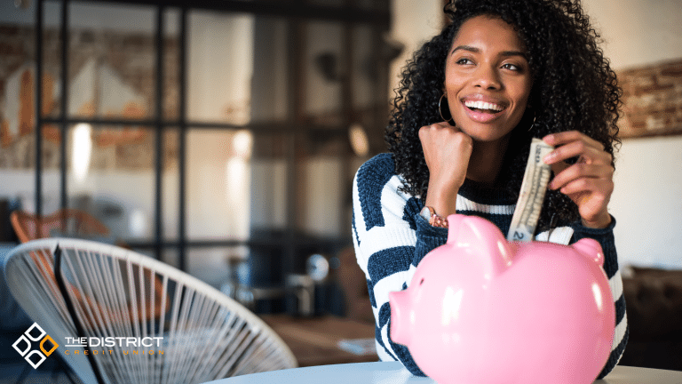 Is it Better to Have a Savings Account in a Bank or a Credit Union