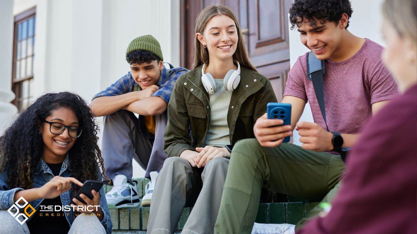 How High School Seniors Can Start Building Credit Before Graduation